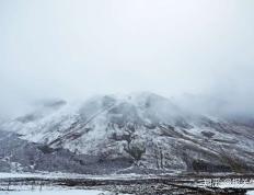 曼联遭遇关隘难迈，继续掉队悬崖边缘