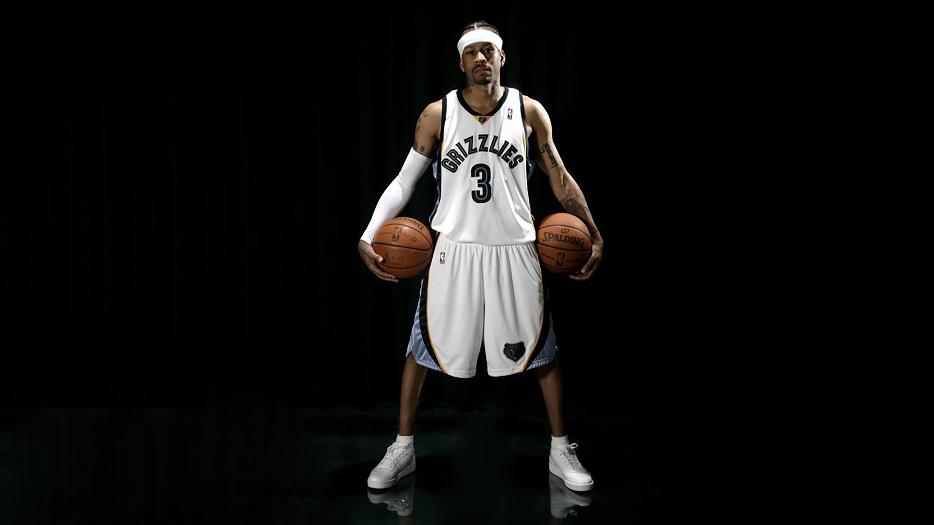 全运会八强战对决在即！纽约尼克斯演练定位球，利雅得新月密集防守应对(决斗亚索阵容最新)